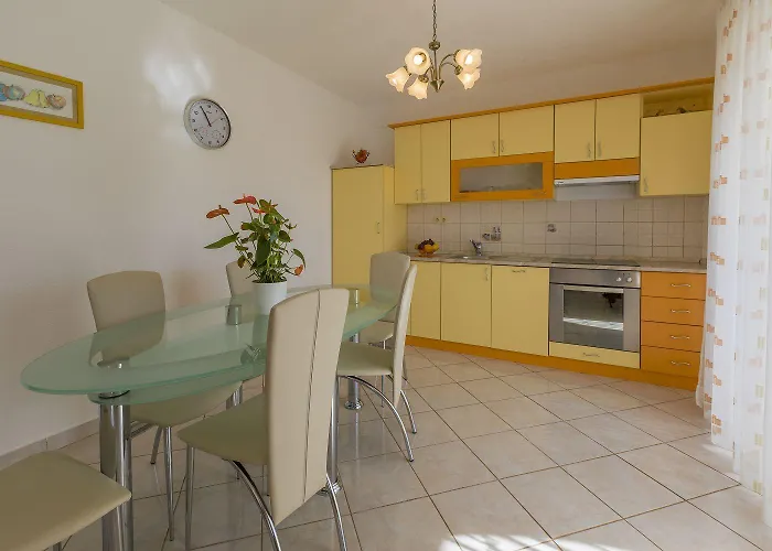 Appartement Hundefreundliches Nur 470 Meter Zum Mit Babybett Und Meerblick *