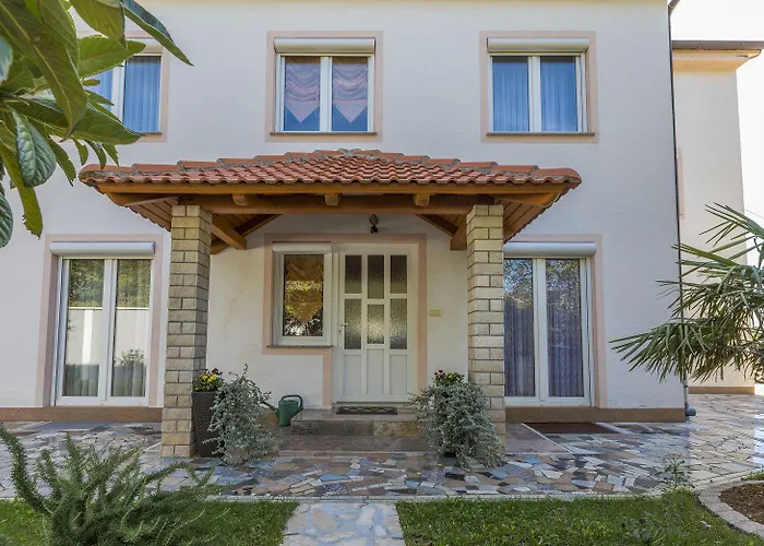 Appartement Hundefreundliches Nur 470 Meter Zum Mit Babybett Und Meerblick *