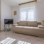 Hundefreundliches Nur 470 Meter Zum Mit Babybett Und Meerblick Appartement *