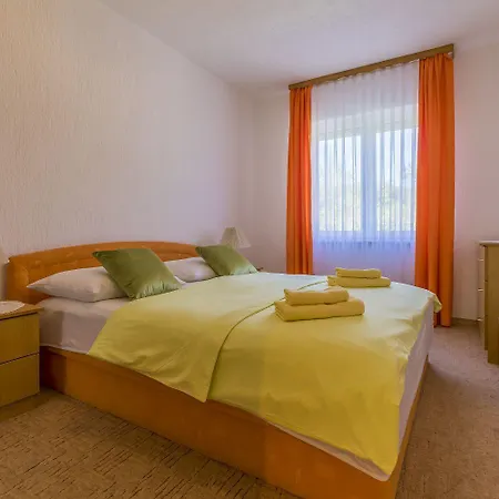 Appartamento Hundefreundliches Nur 470 Meter Zum Mit Babybett Und Meerblick Povile