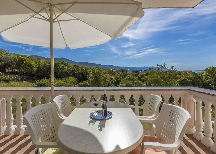 Hundefreundliches Nur 470 Meter Zum Mit Babybett Und Meerblick Povile