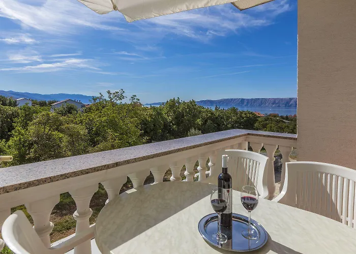 Apartment Hundefreundliches Nur 470 Meter Zum Mit Babybett Und Meerblick Povile